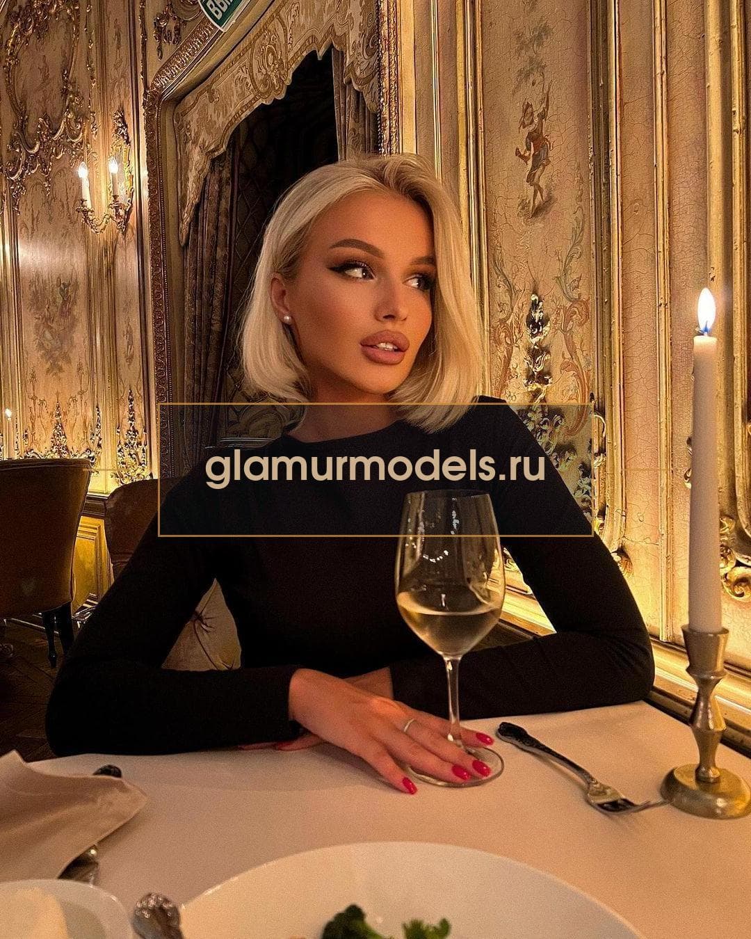 Tiffany, 25 лет, блондинка, фото 1