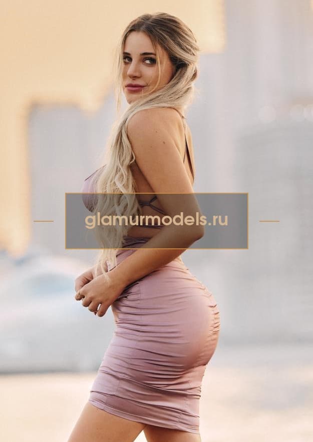 Милана, 25 лет, блондинка, фото 1